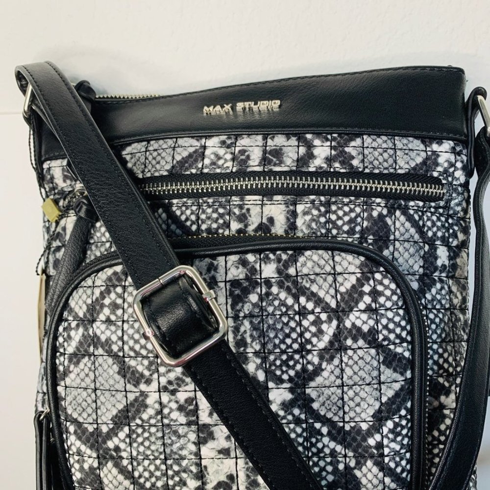 Max Studio Women's Handbag - Picture 4 of 8
